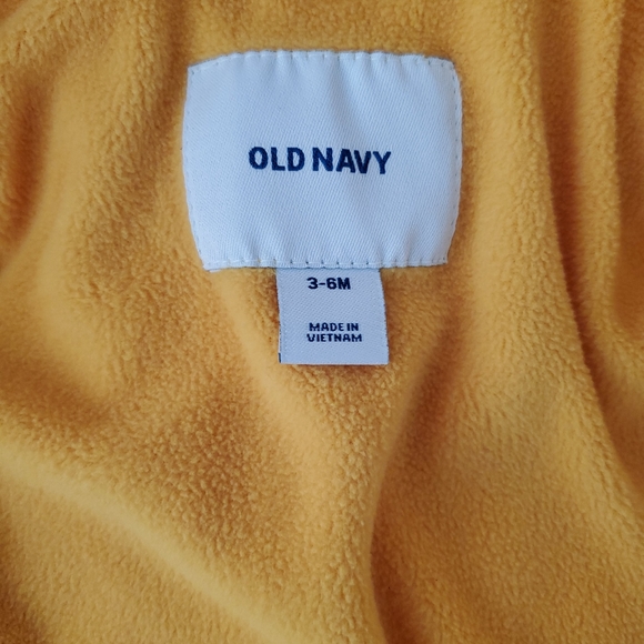 Infant Girls Old Navy Puffer Coat - Picture 4 of 4
